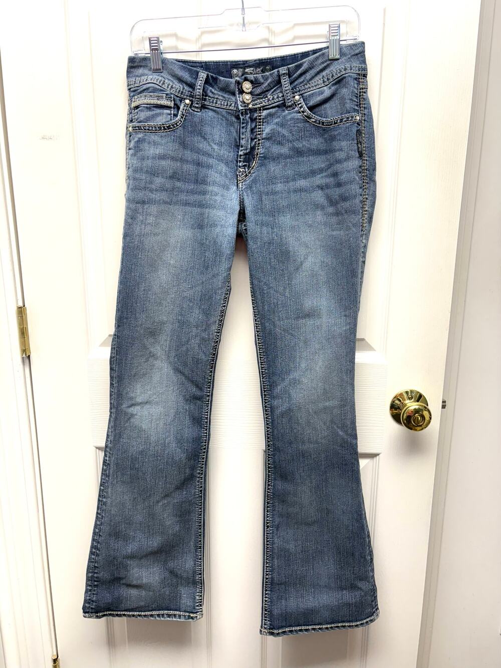 Silver Jeans Suki Flap Low Rise Boot Cut Stitched Medium Wash Women's Size 29 32